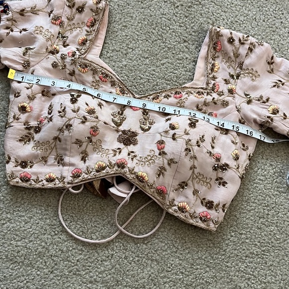 Beautiful Indian lahenga choli / chaniya choli. - Picture 9 of 12